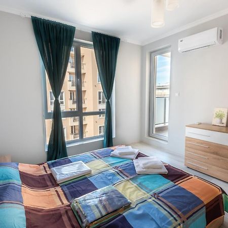 Lovely 1Bed Apartment For 4 Guests & Free Parking Plovdiv Kültér fotó