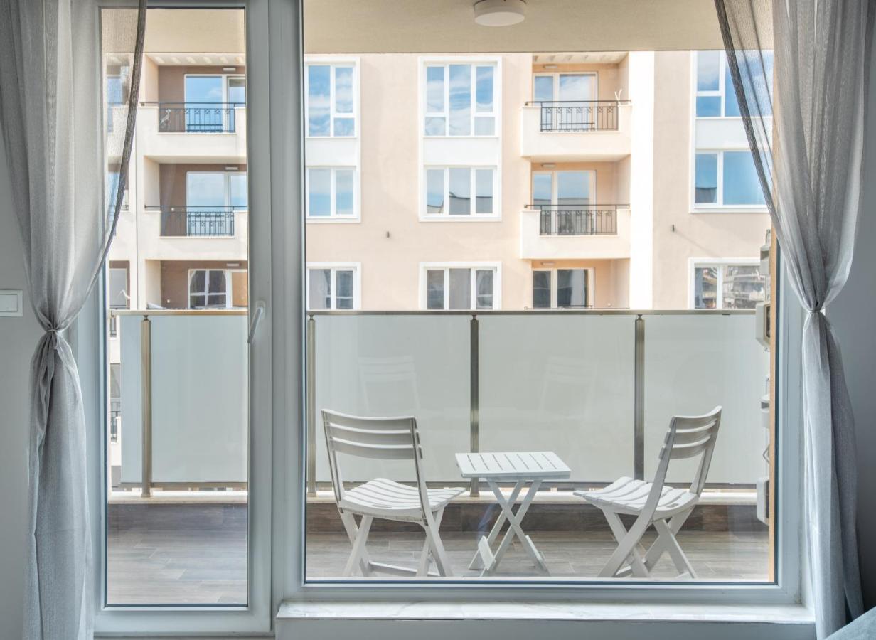 Lovely 1Bed Apartment For 4 Guests & Free Parking Plovdiv Kültér fotó