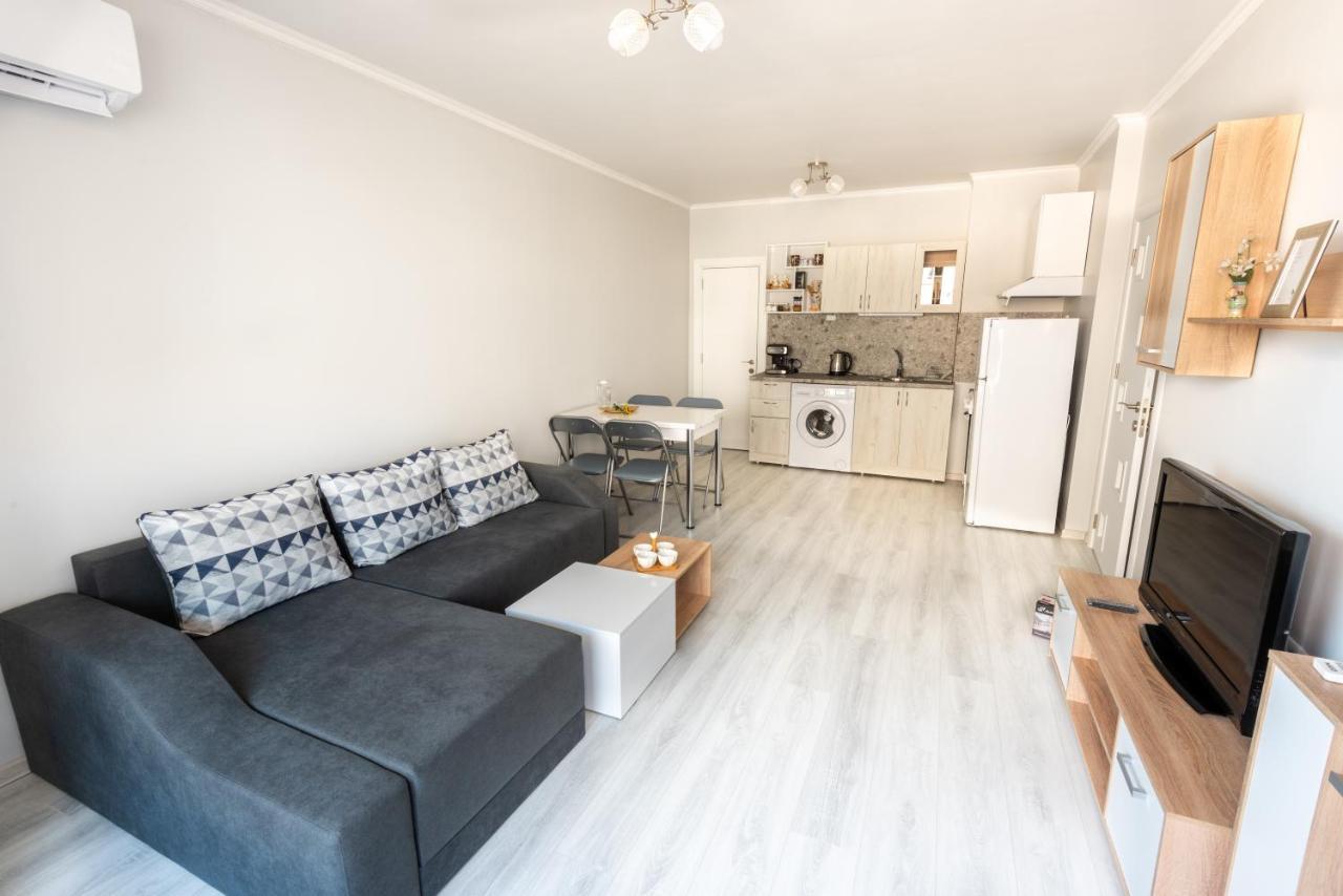 Lovely 1Bed Apartment For 4 Guests & Free Parking Plovdiv Kültér fotó