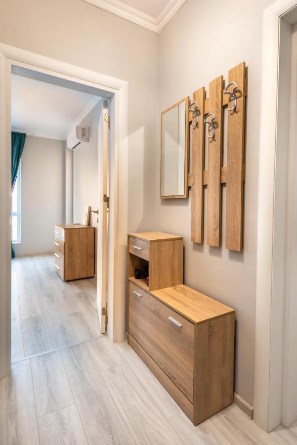 Lovely 1Bed Apartment For 4 Guests & Free Parking Plovdiv Kültér fotó